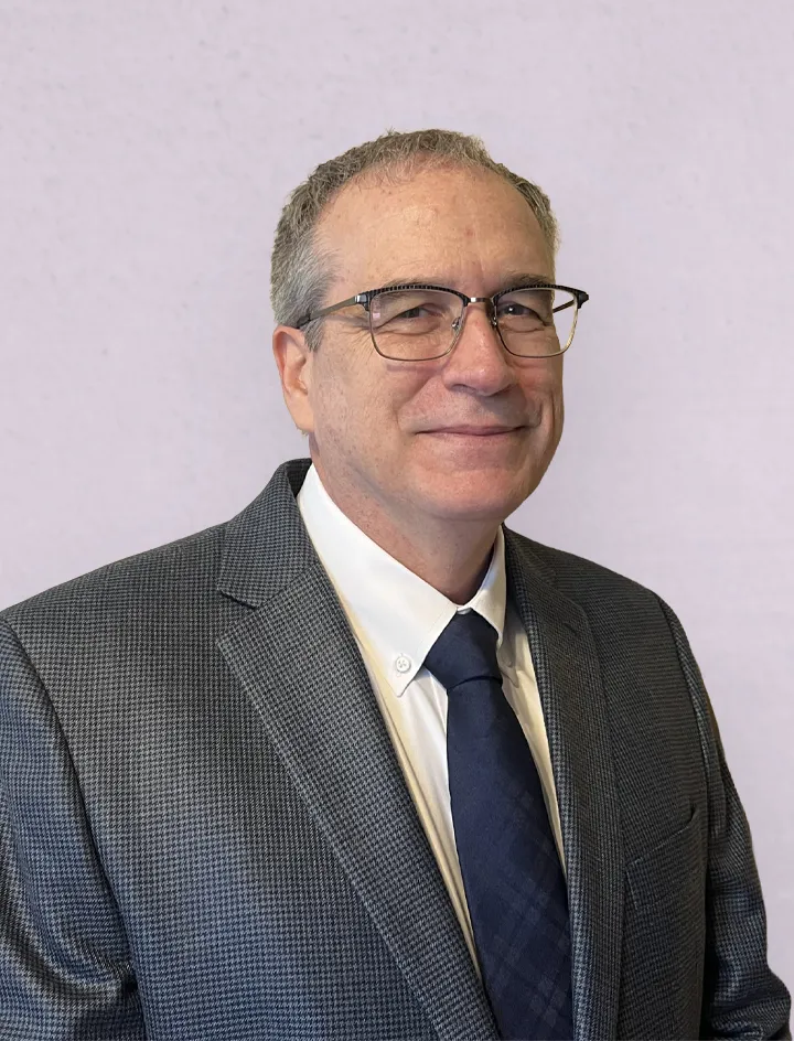 Christopher Coles headshot